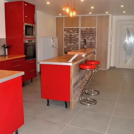 Les De Belvedere Sur Apartment Montherme